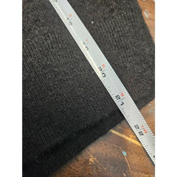 Last Brand Black Cashmere V Neck Sweater Medium Womens Fall Winter - Picture 7 of 8